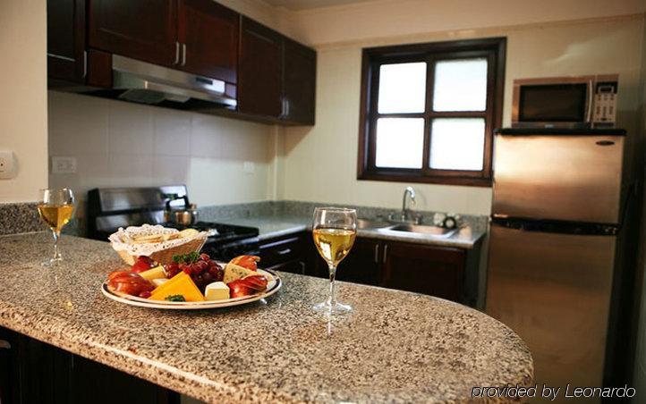 Jolly Harbour Tranquility Bay Antigua酒店 外观 照片