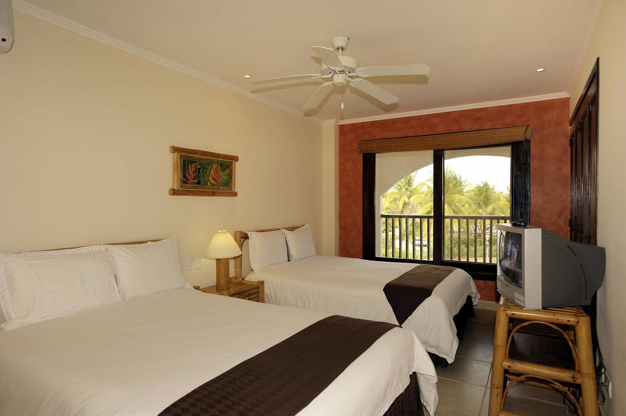 Jolly Harbour Tranquility Bay Antigua酒店 外观 照片